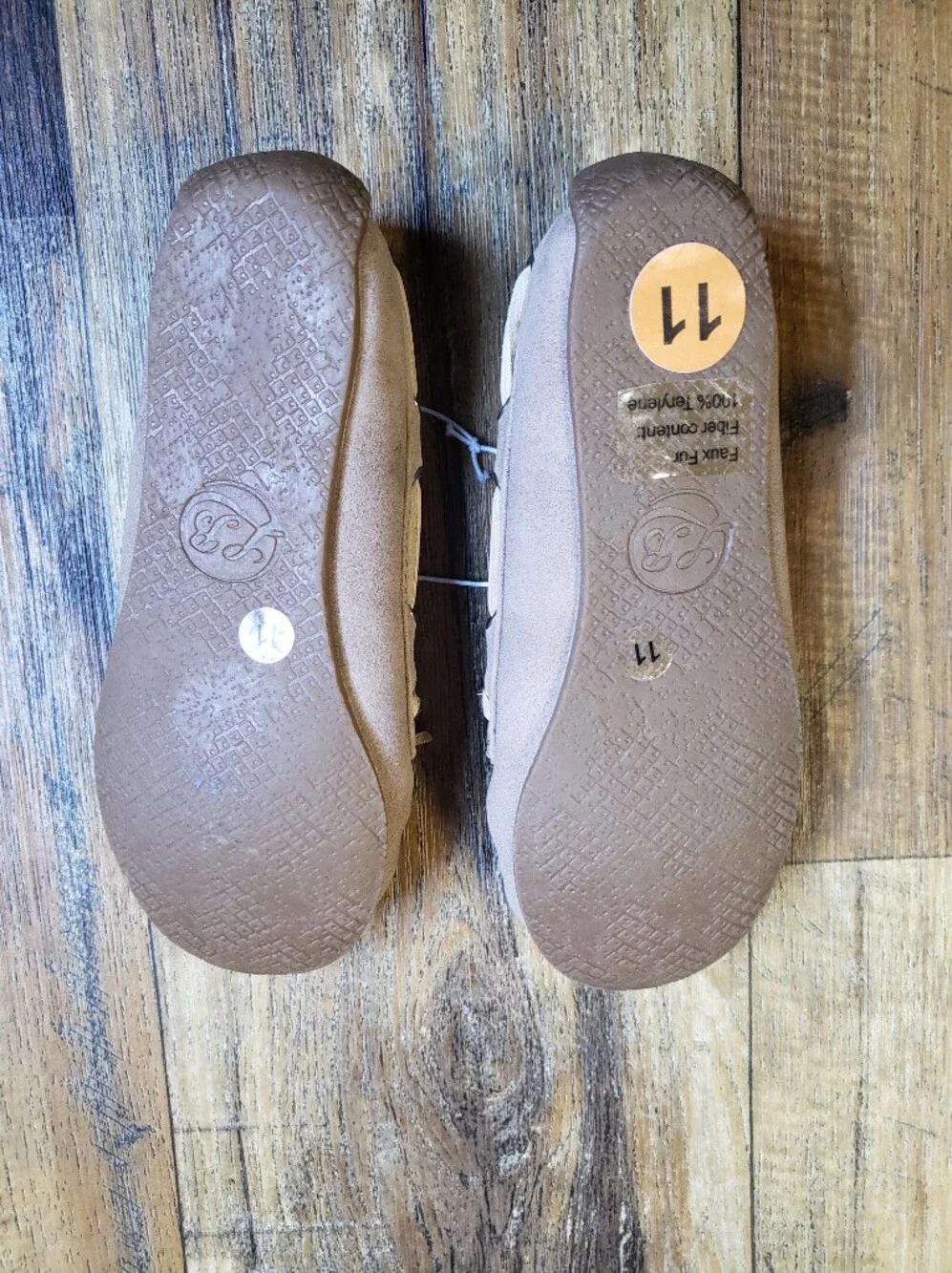 Toddler Girls Sz 11 Lucky Brand Taupe Suede Moccasin Slippers with Bow